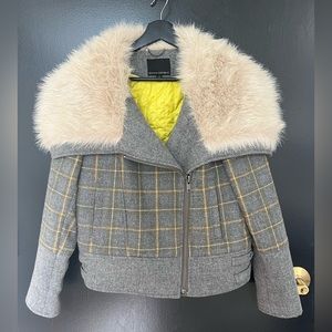 Banana Republic Cropped Coat, Plaid with Faux Fur Collar, Women’s Size XS